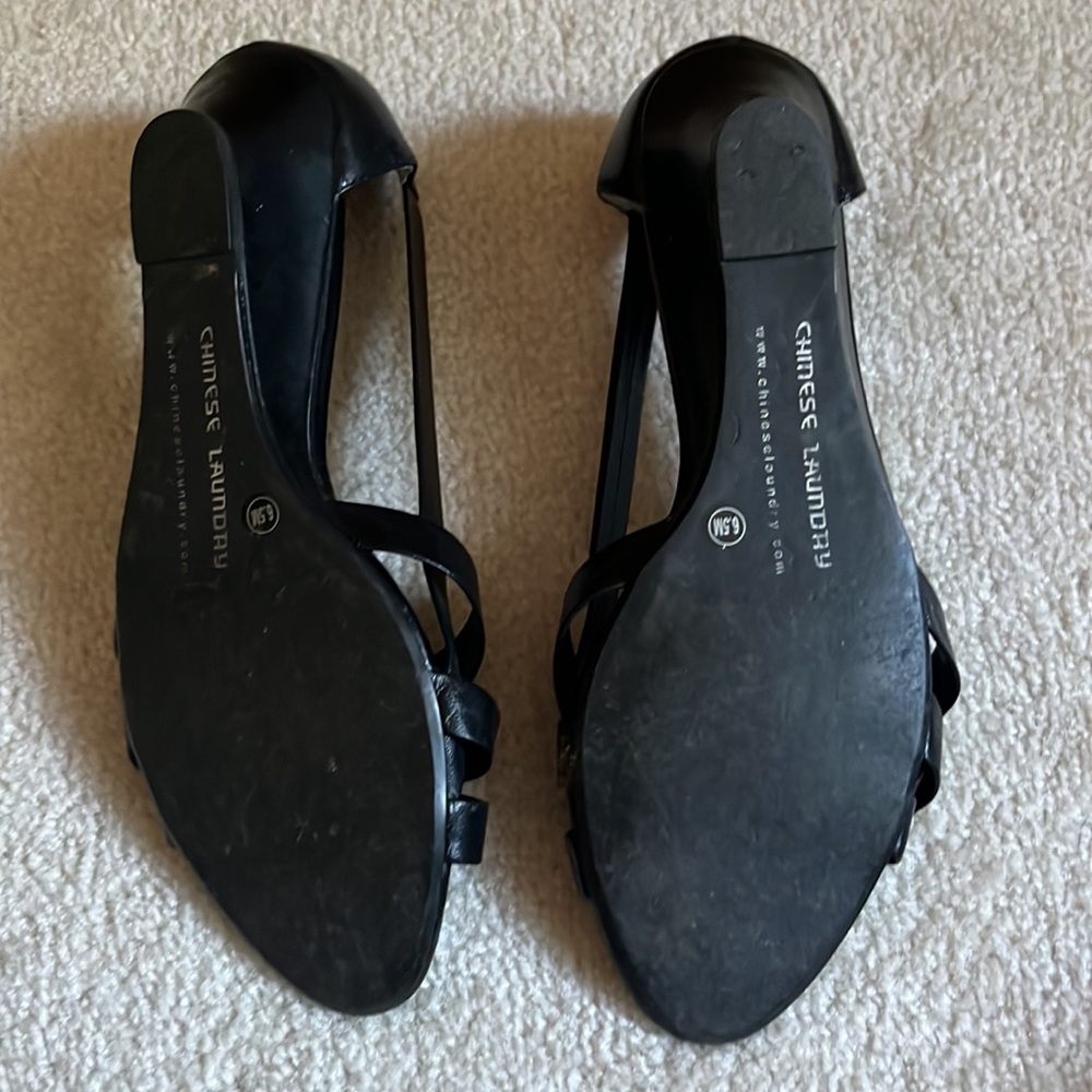 Chinese Laundry black sandals sz 6.5 - Picture 2 of 5